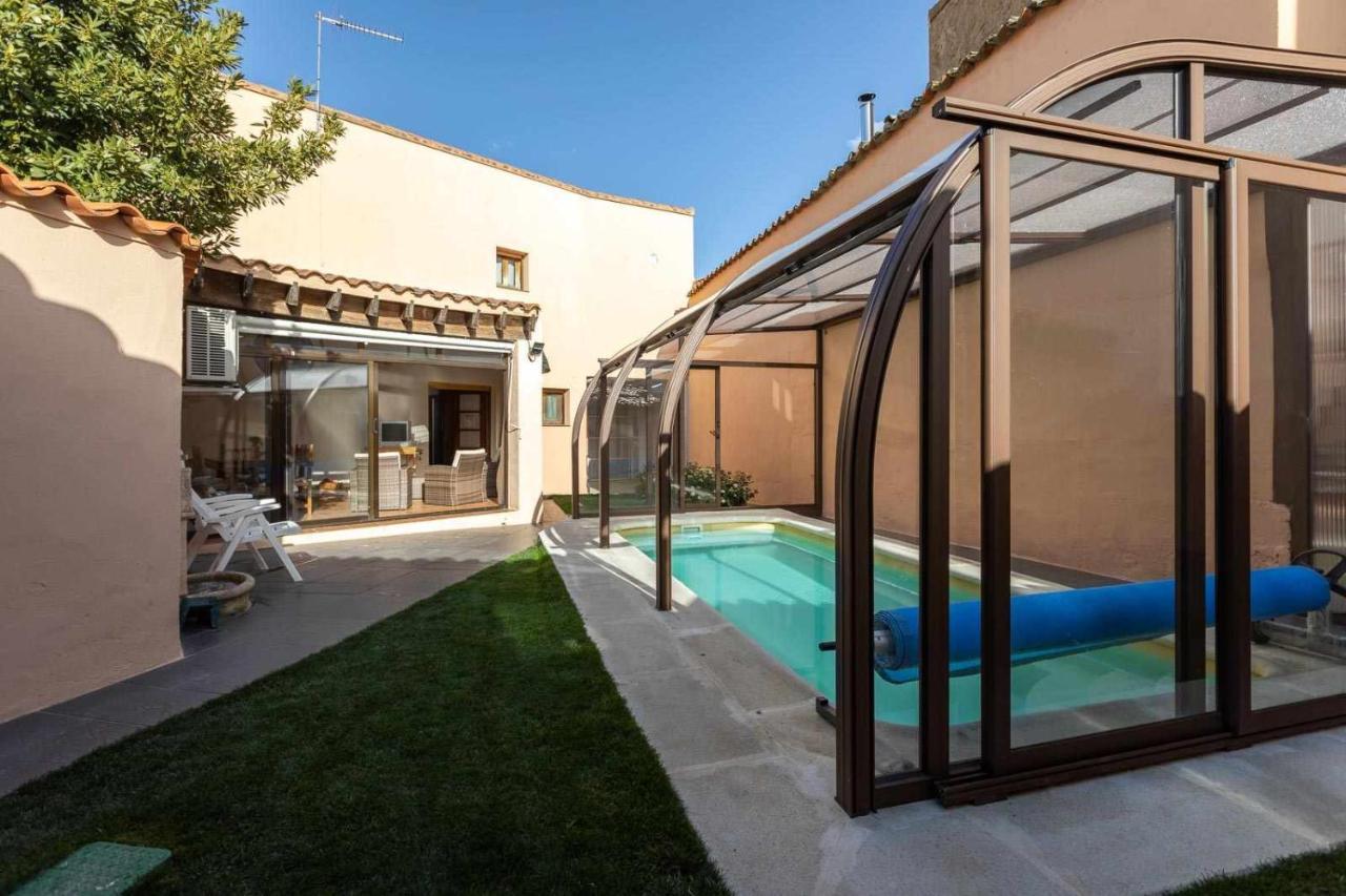 Casa Ernesto Piscina Climatizada Porche Y Garaje Holiday home *