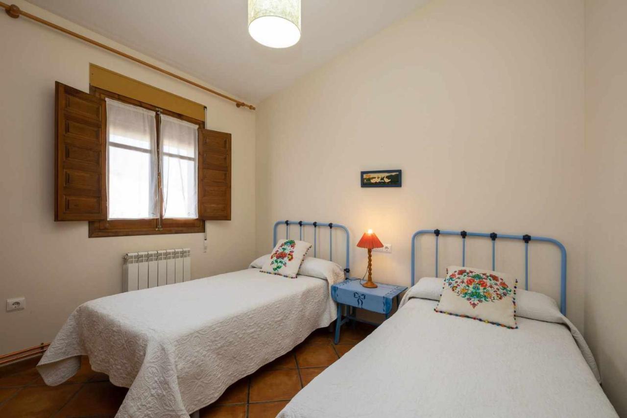Casa Ernesto Piscina Climatizada Porche Y Garaje Holiday home