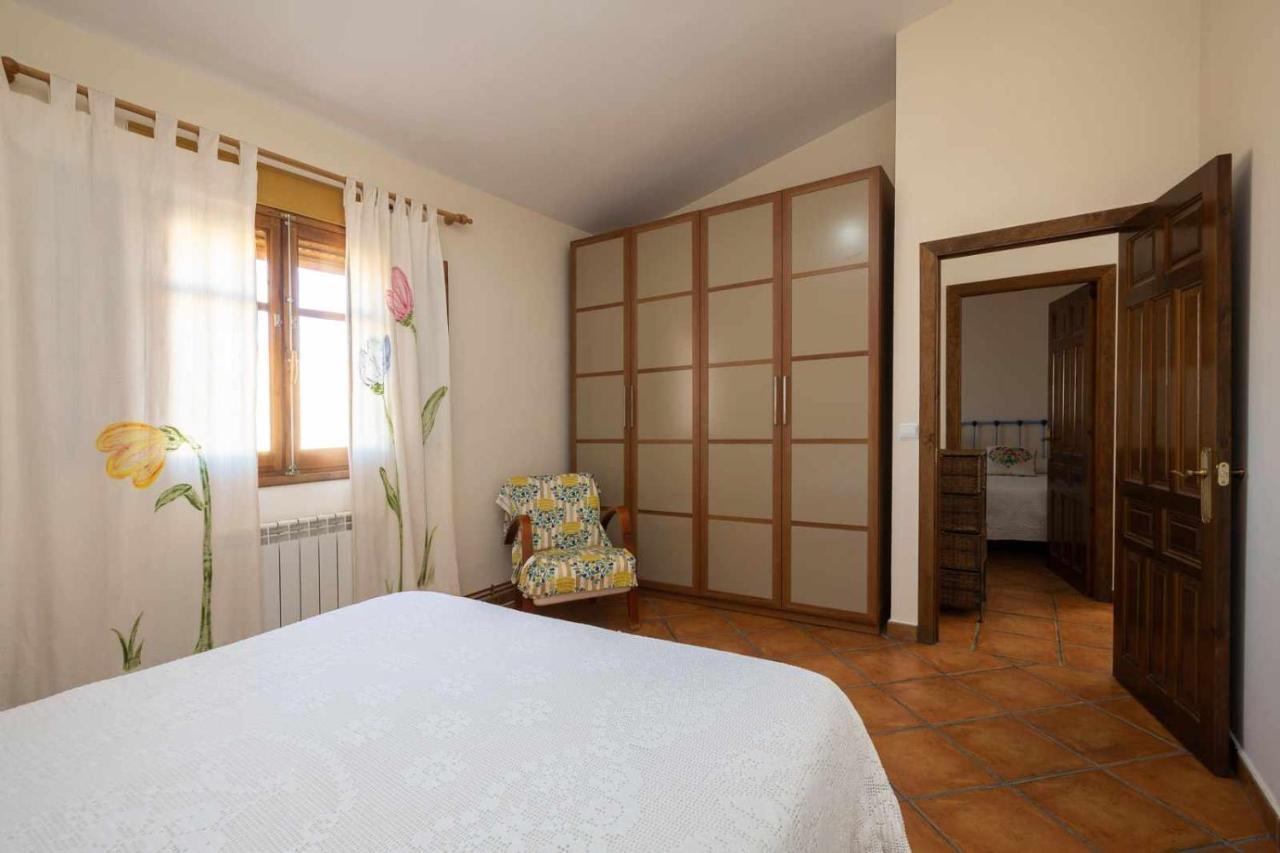Casa Ernesto Piscina Climatizada Porche Y Garaje Holiday home